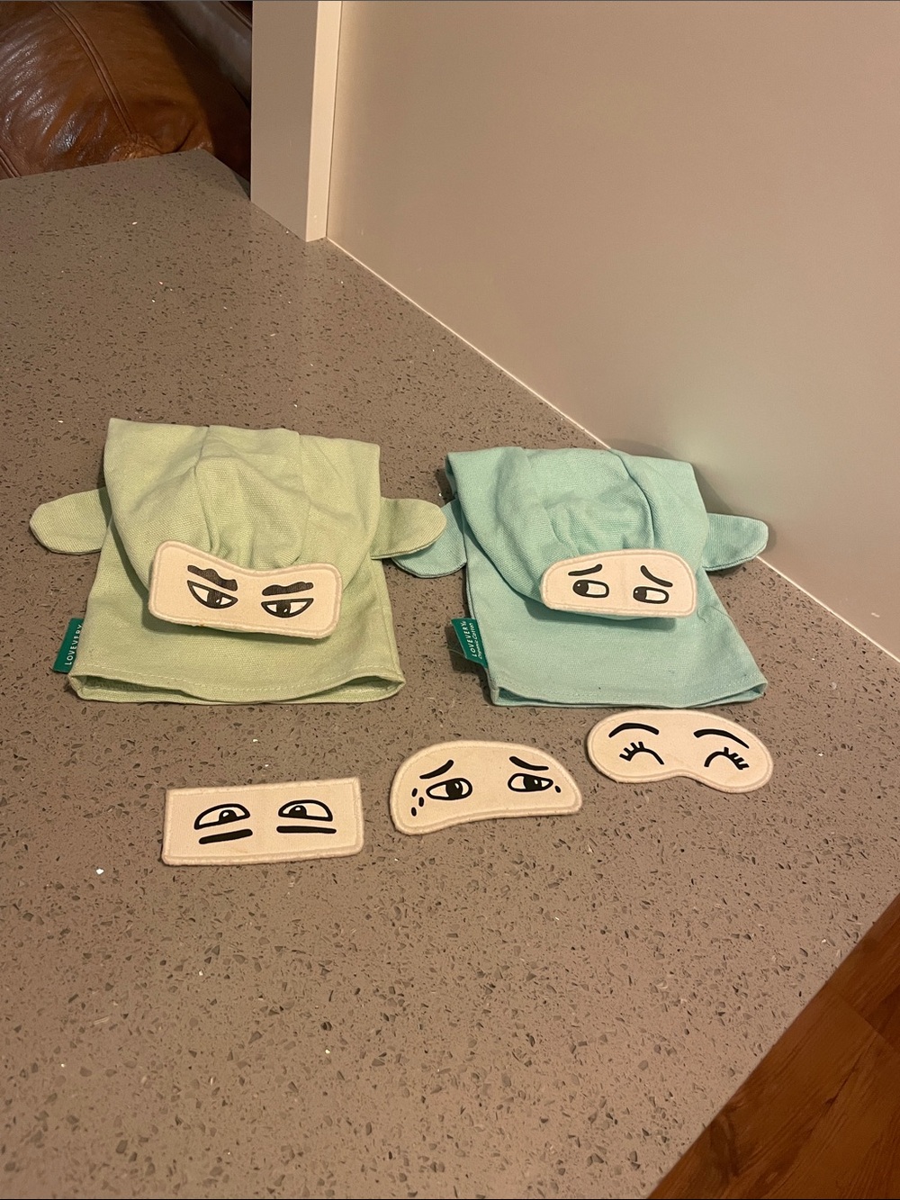Lovevery Storytelling Puppet Set with Changing Emotion Eyes